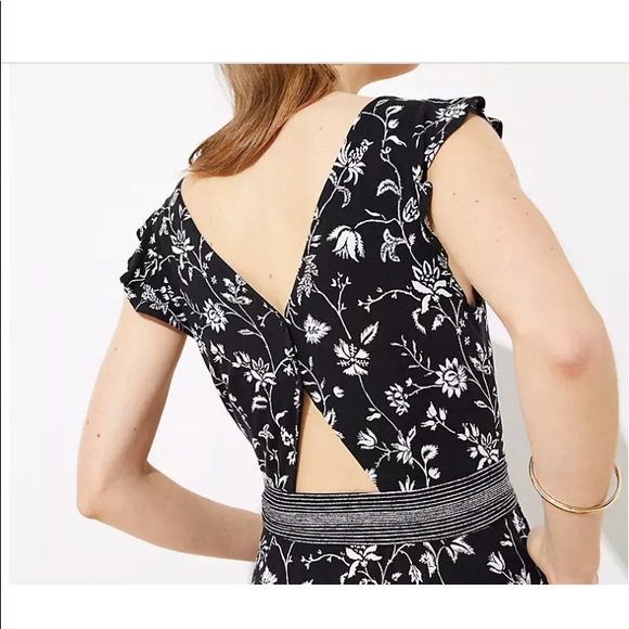 NWT Loft Rainforest cutout button back dress. - 0 - Picture 2 of 10